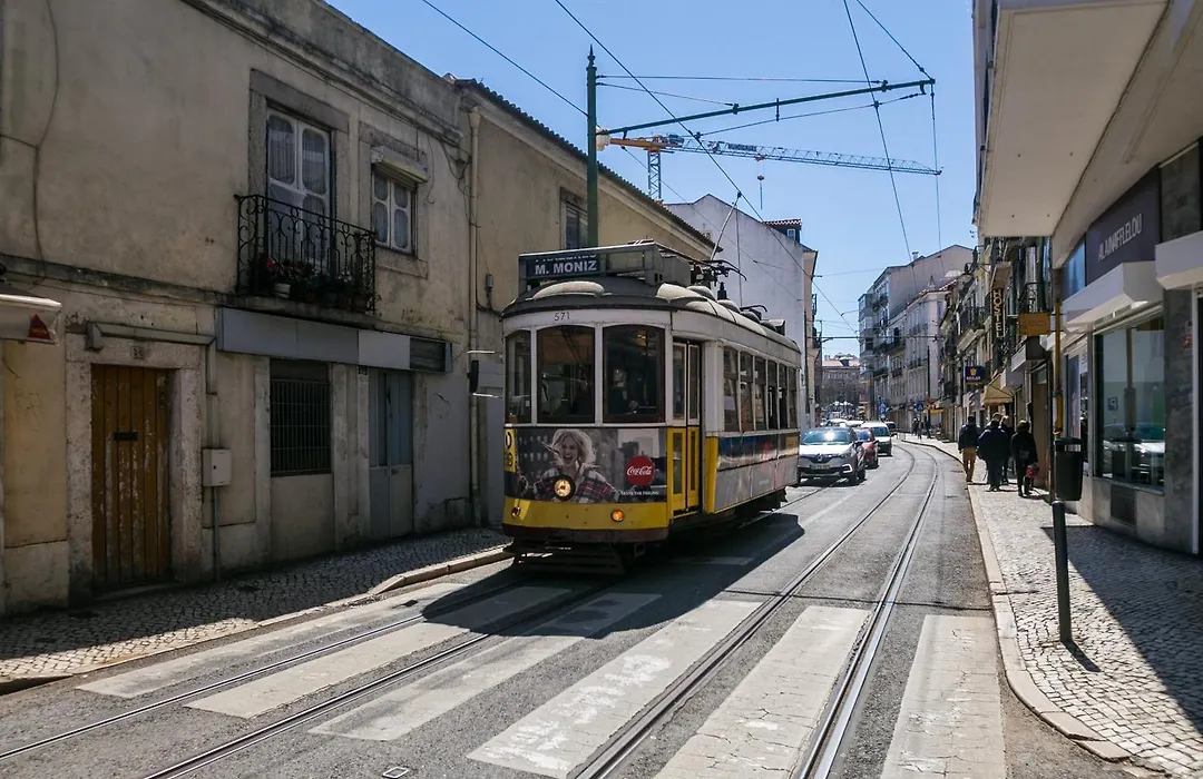 Happy Stay Lisbon - Suite With A View, Private Terrace & Ac-1